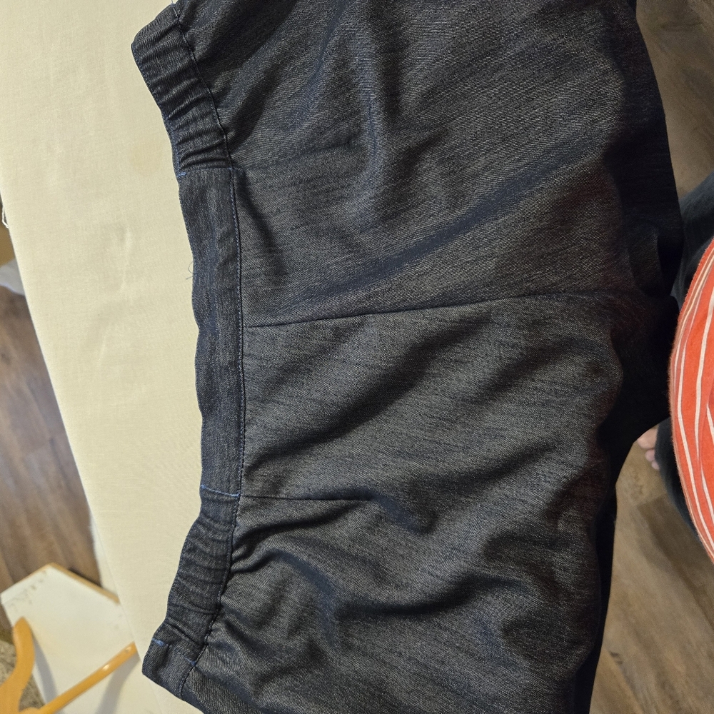 Ruby Rd.       Trousers.       242 - Picture 3 of 3